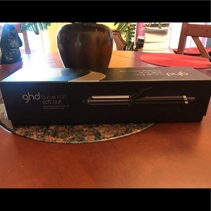 GHD Curve 1.25 Soft Curl Iron